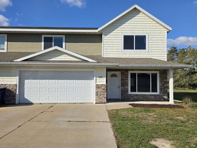 2996 Icecap Rd in Sparta, WI - Building Photo - Building Photo