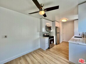 2012 S Bedford St in Los Angeles, CA - Building Photo - Building Photo