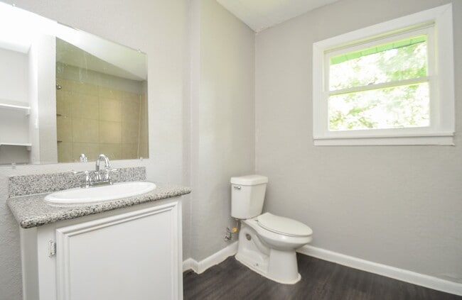property at 206 Winkin Ave