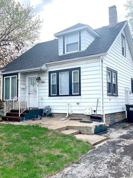 17058 Anthony Ave in Hazel Crest, IL - Building Photo - Building Photo