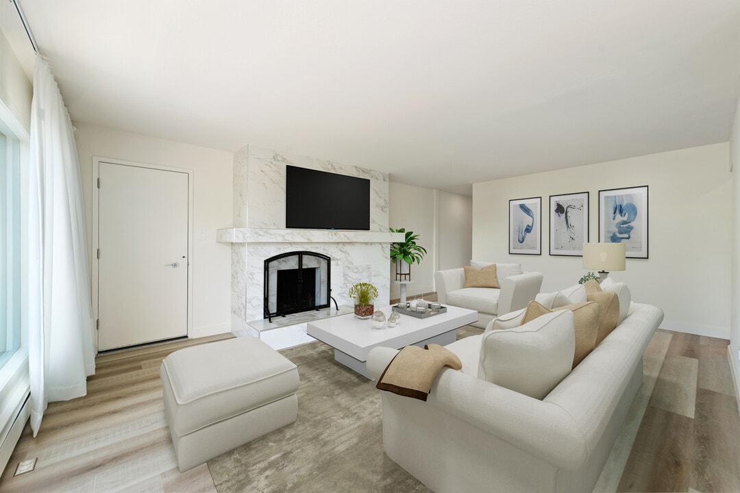 48 Lyford Dr in Belvedere Tiburon, CA - Building Photo