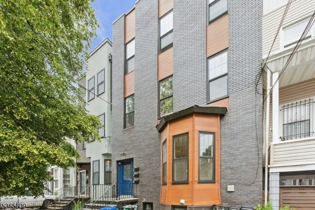 property at 86 Prospect St