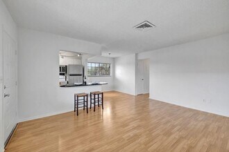 3030 NE 5th Terrace in Wilton Manors, FL - Building Photo - Building Photo