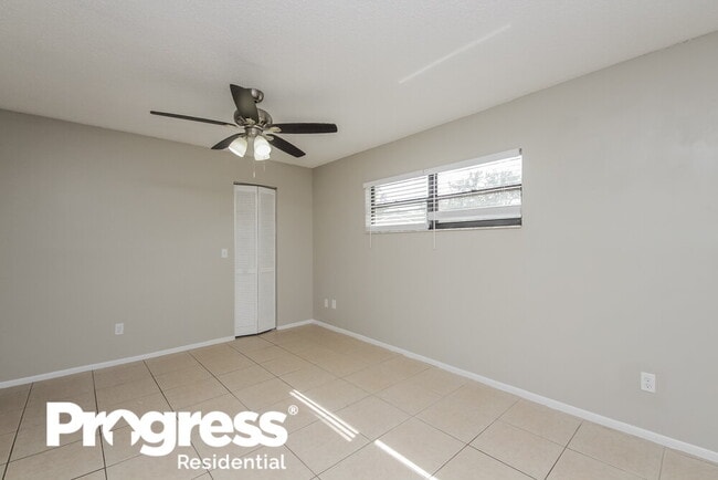 property at 1422 Mimi Ct