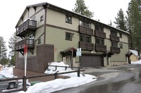 Main Street Villas in Mammoth Lakes, CA - Foto de edificio - Building Photo