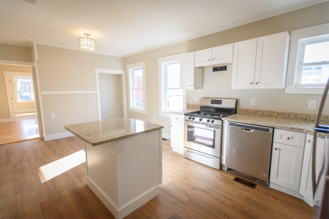 3 Seward St in Worcester, MA - Building Photo