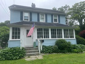 359 West Ave in Darien, CT - Building Photo