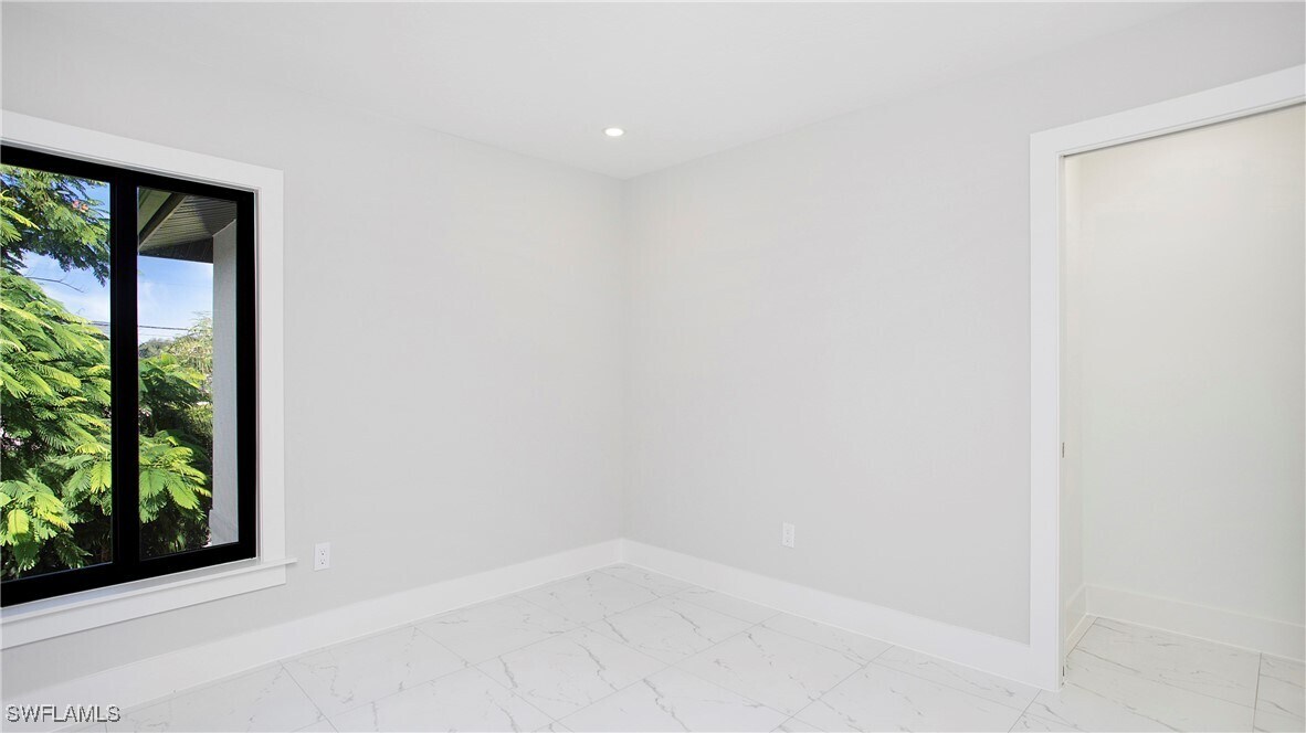 9002-9002 2nd St in Bonita Springs, FL - Building Photo