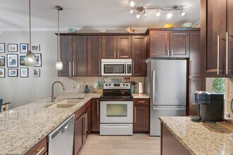 2711 Bay Club Dr in Navarre, FL - Building Photo - Building Photo