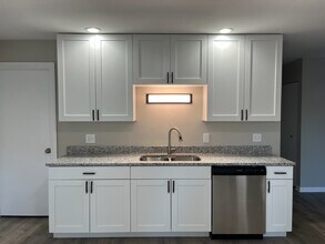 162 Heathgate Rd in Montgomery, IL - Building Photo - Building Photo