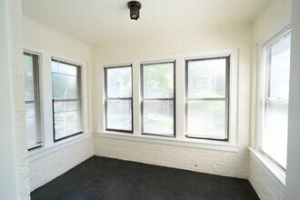 6142 S Rhodes Ave, Unit 1 in Chicago, IL - Foto de edificio - Building Photo