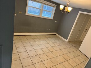 5539 N Mango Ave in Chicago, IL - Building Photo - Building Photo