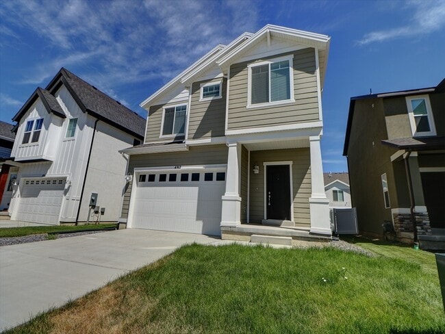 property at 492 S Highpoint Dr