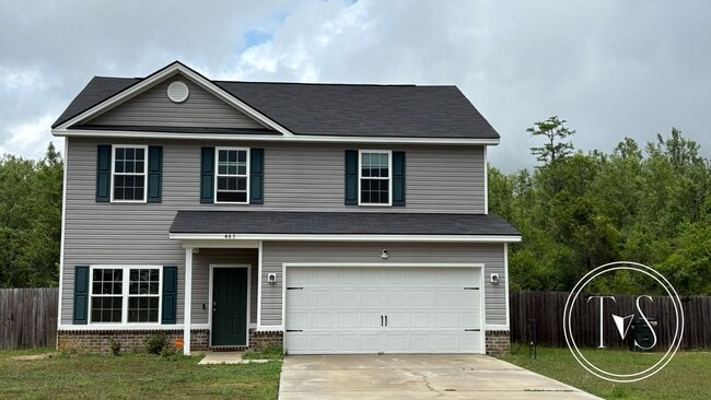 property at 465 Huntington Dr