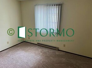 365 Baldwin Ave NW, Unit 206 in Elk River, MN - Building Photo - Building Photo