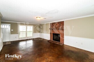 8541 Bazemore Rd in Memphis, TN - Building Photo - Building Photo