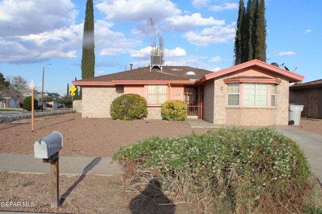 property at 1740 Sammy Davis Pl