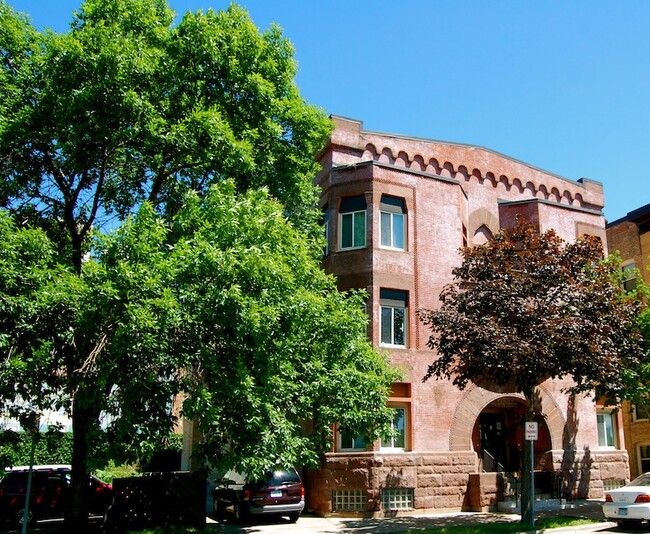 Cromwell Commons in Minneapolis, MN - Foto de edificio - Building Photo