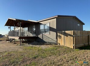 386 Mallard Loop in San Marcos, TX - Building Photo - Building Photo