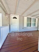 1229 Wood Rd in Lynchburg, VA - Building Photo