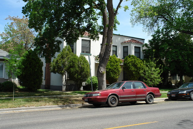 Barcelona Apartments in Boise, ID - Foto de edificio - Building Photo