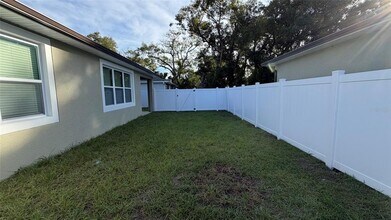 706 S Thacker Ave in Kissimmee, FL - Building Photo - Building Photo