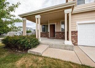 3921 Springs Ranch Dr in Colorado Springs, CO - Building Photo - Building Photo
