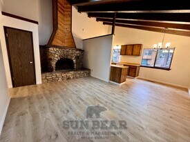 1033 Tomahawk Trail in Incline Village, NV - Building Photo