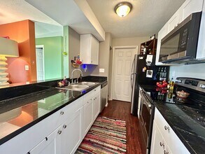 8831 Eagleview Dr, Unit Apt 7 in Beckett Ridge, OH - Building Photo - Building Photo