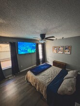 8576 Chesapeake Blvd in Norfolk, VA - Building Photo - Building Photo