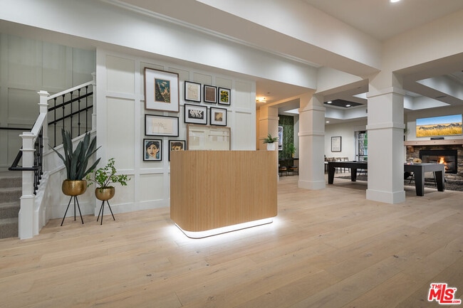 1901 N Buena Vista St in Burbank, CA - Foto de edificio - Building Photo