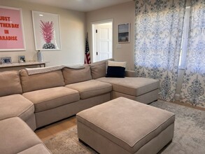 262 Capri Ave in Venice, FL - Foto de edificio - Building Photo
