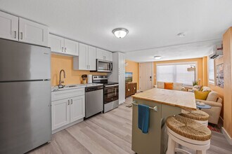 224 E Grant Ave in Cocoa Beach, FL - Building Photo - Building Photo