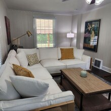 1243 Brookwood Dr in Winston-Salem, NC - Building Photo - Building Photo