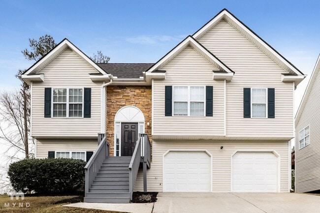 property at 17 Richmond Dr