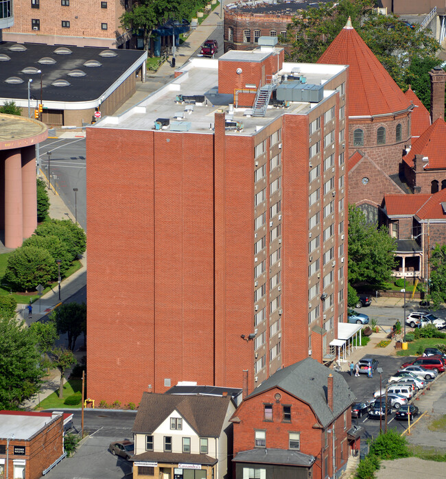 TOWN HOUSE TOWER in Johnstown, PA - Building Photo - Building Photo