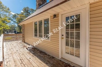 2815 Lake Silver Rd in Crestview, FL - Building Photo - Building Photo