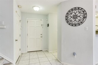 1439 Hampton Rd in Grapevine, TX - Building Photo - Building Photo
