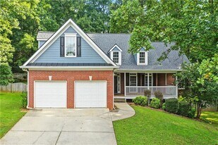 6745 Fairfield Trce in Suwanee, GA - Building Photo