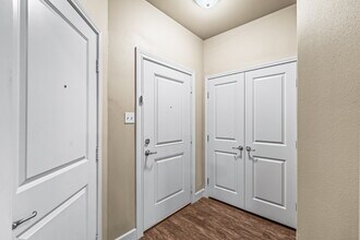 9806 Avenue V in Lubbock, TX - Building Photo - Building Photo