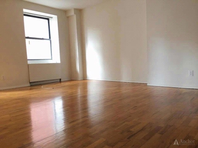 241 East 86th St-Unit -4C in New York, NY - Building Photo - Building Photo