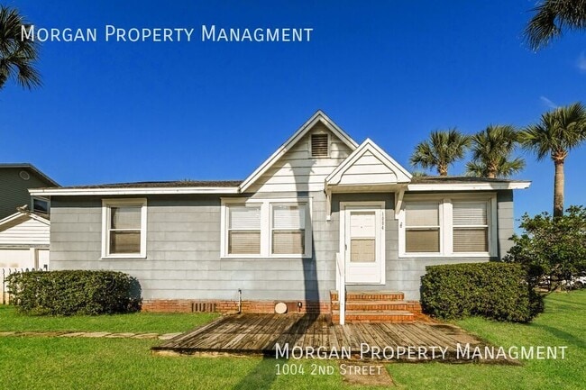 property at 1004 Second St
