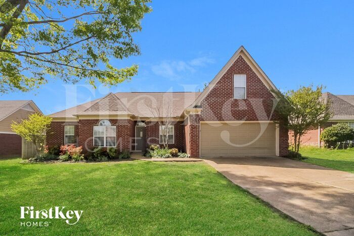 5739 Eagleston Dr in Olive Branch, MS - Building Photo
