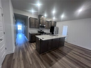 2802 N Teresa Dr in Siloam Springs, AR - Building Photo - Building Photo