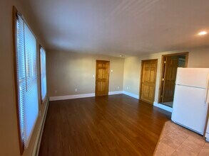52 Summer St, Unit 52-A in Quincy, MA - Building Photo - Building Photo