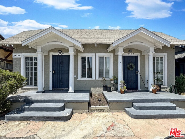 2929 1/2 S Budlong Ave in Los Angeles, CA - Building Photo - Building Photo