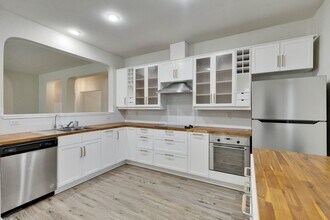 521 New Country Rd in Kyle, TX - Building Photo - Building Photo