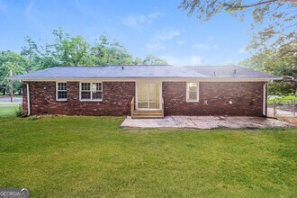 5348 The Savoy in College Park, GA - Foto de edificio - Building Photo