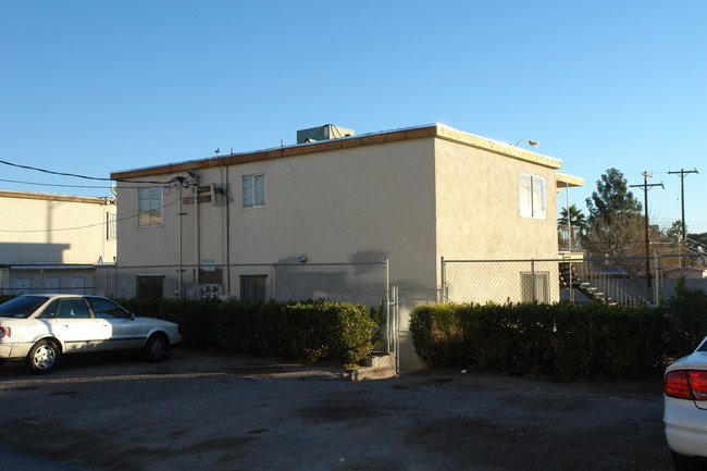 845 Bruce St N in Las Vegas, NV - Foto de edificio - Building Photo