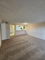 112 Sheila Blvd in Prattville, AL - Building Photo